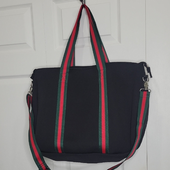 Black and Red Travel Bag with Sporty Design - Picture 2 of 10